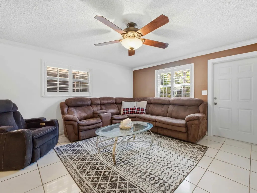 2200 Monroe Street Hollywood FL 33020