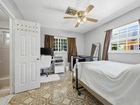 2200 Monroe Street Hollywood FL 33020