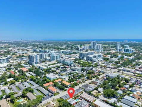 2200 Monroe Street Hollywood FL 33020