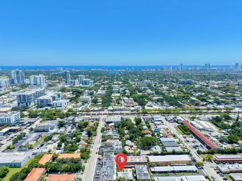 2200 Monroe Street Hollywood FL 33020