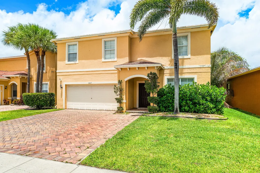 5827 Gypsum Place West Palm Beach FL 33413