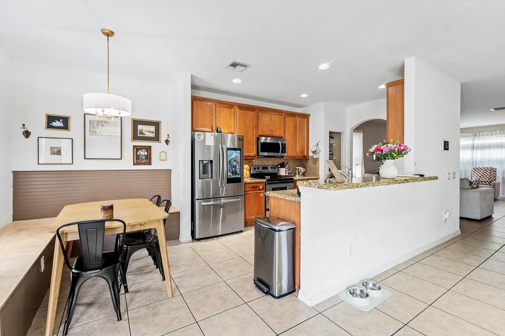 5827 Gypsum Place West Palm Beach FL 33413