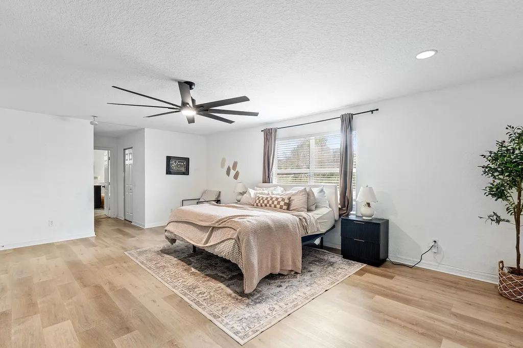 5827 Gypsum Place West Palm Beach FL 33413