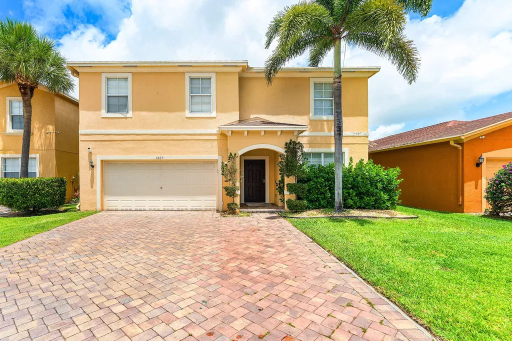 5827 Gypsum Place West Palm Beach FL 33413