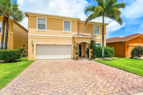 5827 Gypsum Place West Palm Beach FL 33413