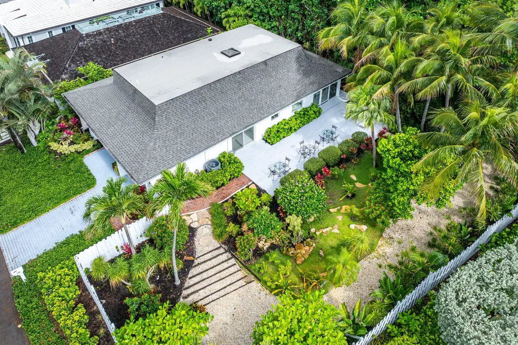 1100 N Ocean Boulevard Gulf Stream FL 33483