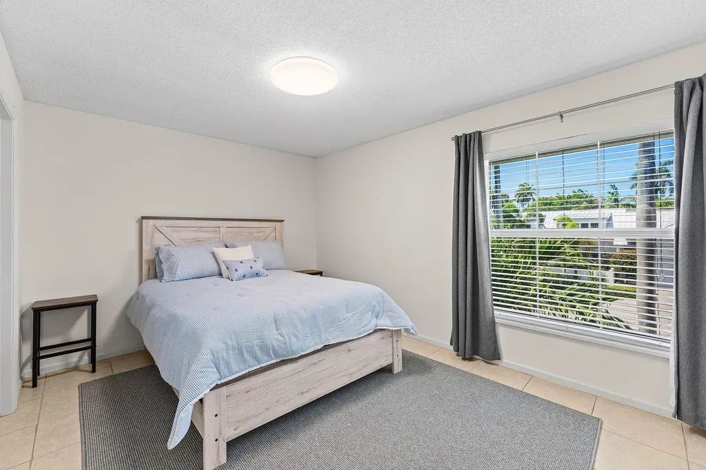 99 Seabreeze Avenue Delray Beach FL 33483