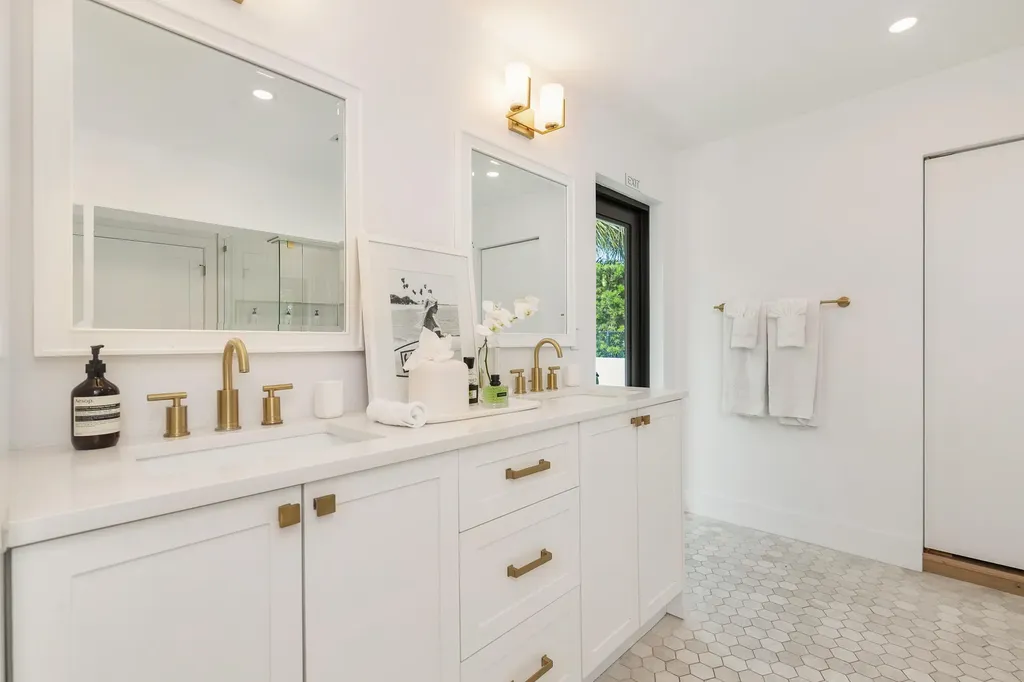 320 Linda Lane West Palm Beach FL 33405