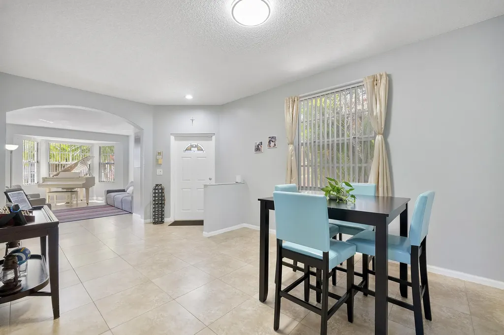11221 NW 46th Drive Coral Springs FL 33076