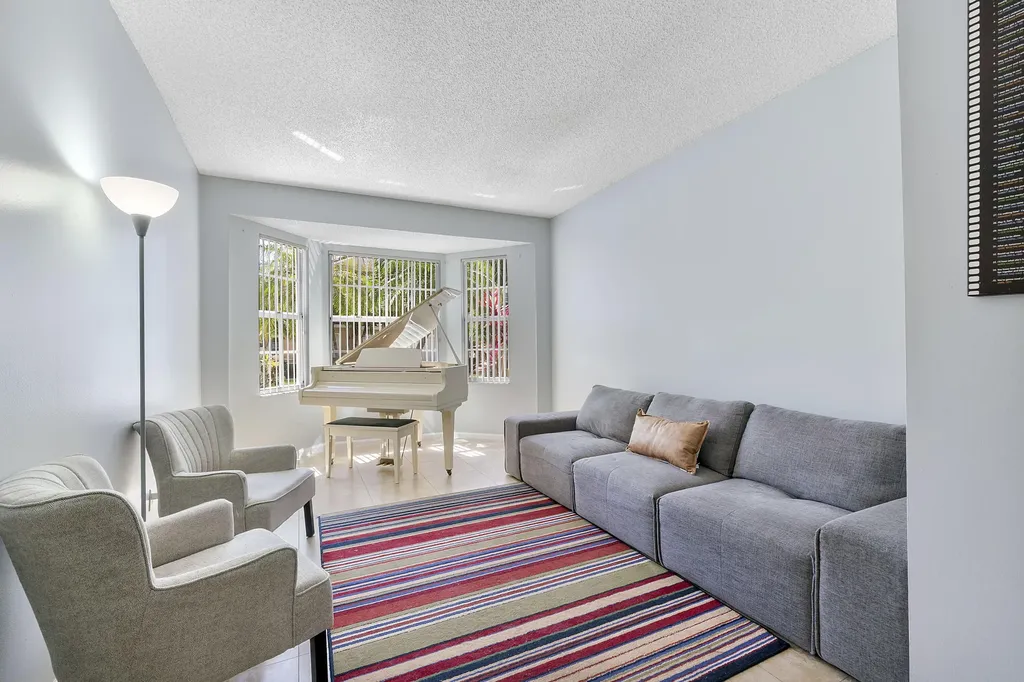 11221 NW 46th Drive Coral Springs FL 33076