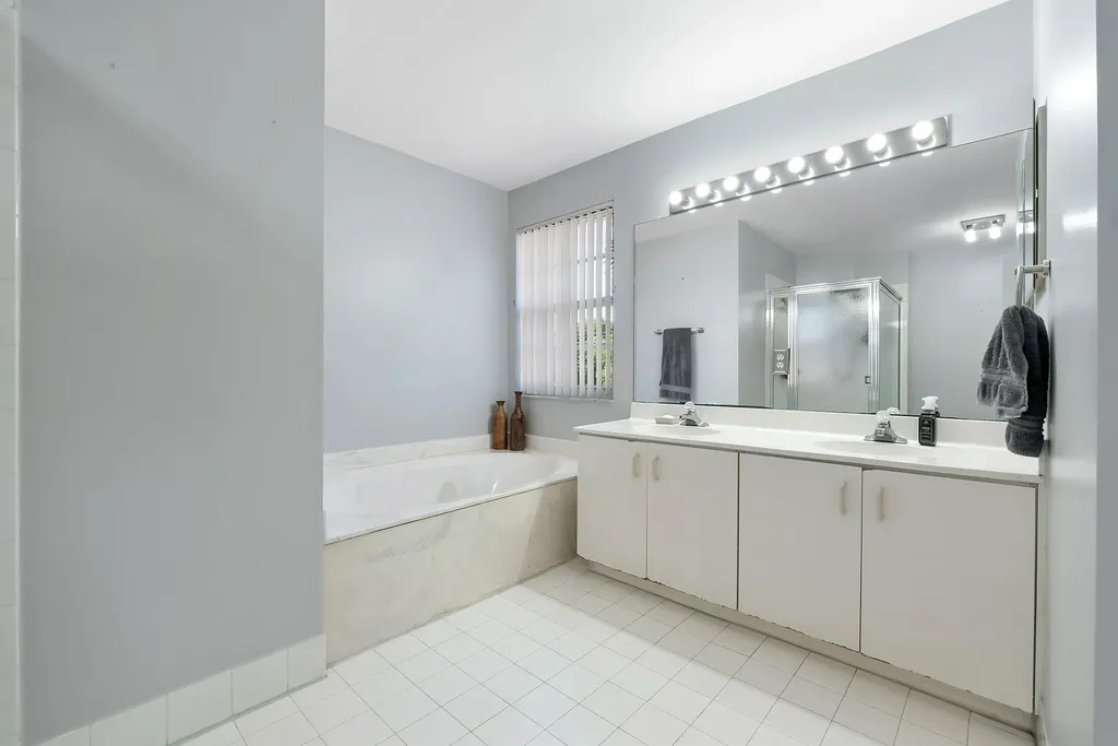 11221 NW 46th Drive Coral Springs FL 33076