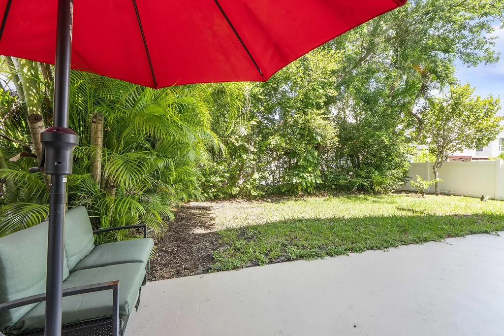11221 NW 46th Drive Coral Springs FL 33076