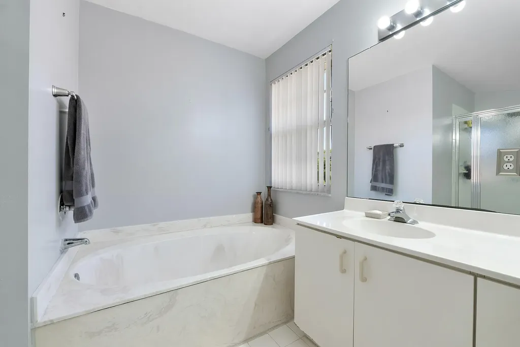 11221 NW 46th Drive Coral Springs FL 33076