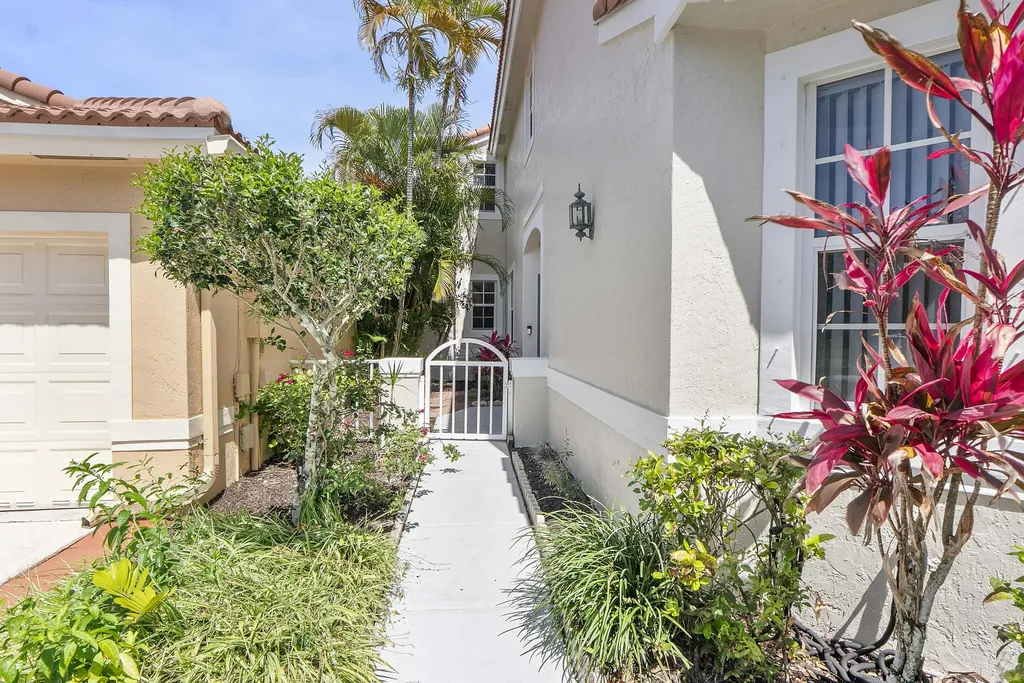 11221 NW 46th Drive Coral Springs FL 33076