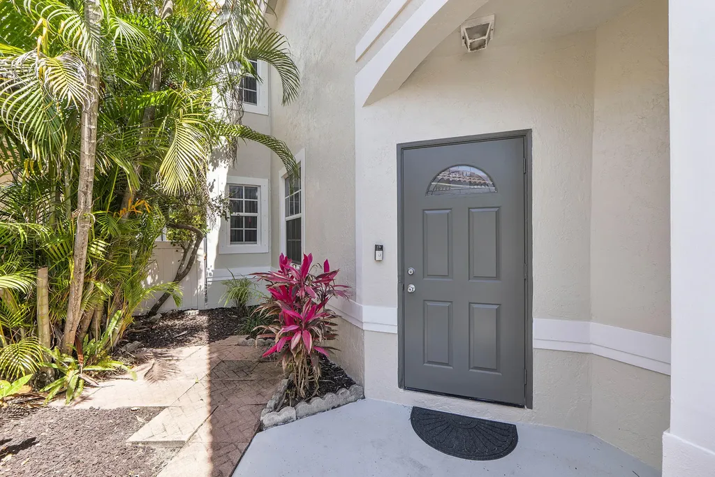 11221 NW 46th Drive Coral Springs FL 33076