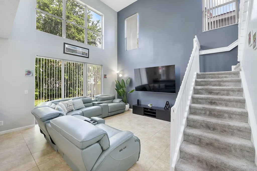 11221 NW 46th Drive Coral Springs FL 33076