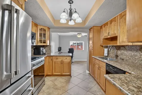 8600 NW 29th Street Sunrise FL 33322