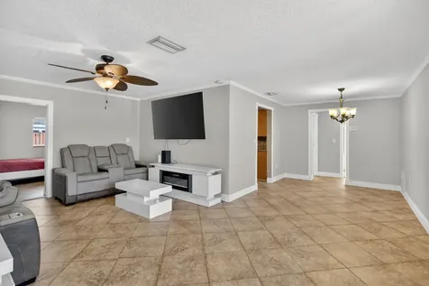 8600 NW 29th Street Sunrise FL 33322