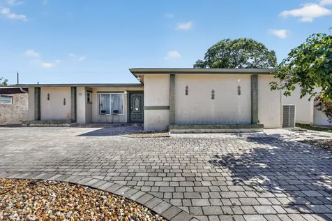 8600 NW 29th Street Sunrise FL 33322