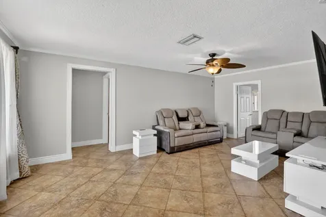 8600 NW 29th Street Sunrise FL 33322
