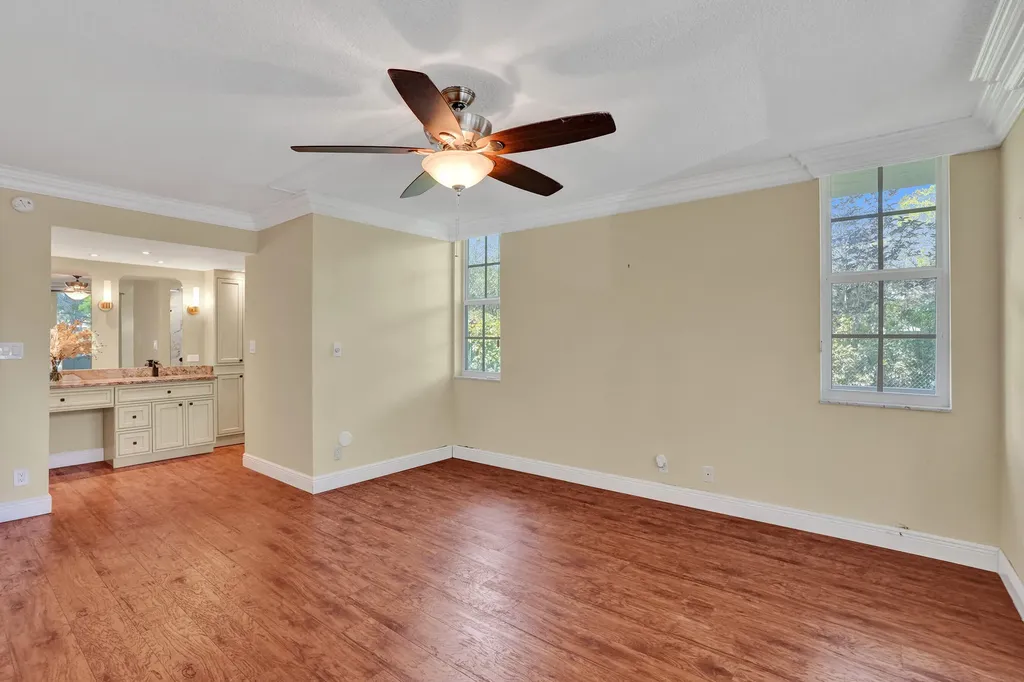 3621 Oaks Clubhouse Drive Pompano Beach FL 33069