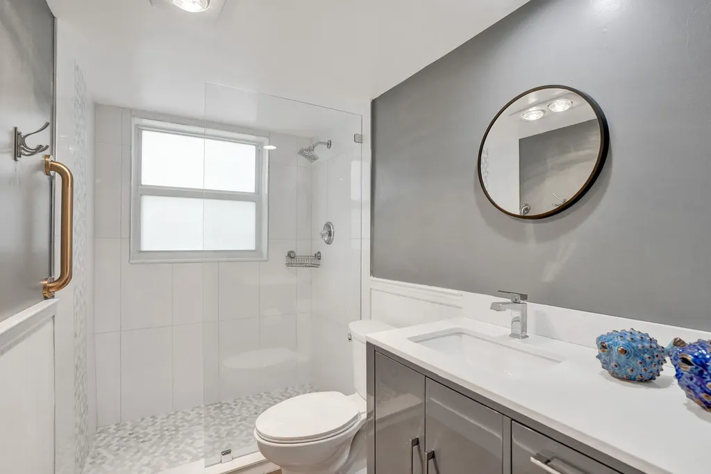 3621 Oaks Clubhouse Drive Pompano Beach FL 33069