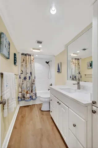 5440 N Ocean Drive Riviera Beach FL 33404