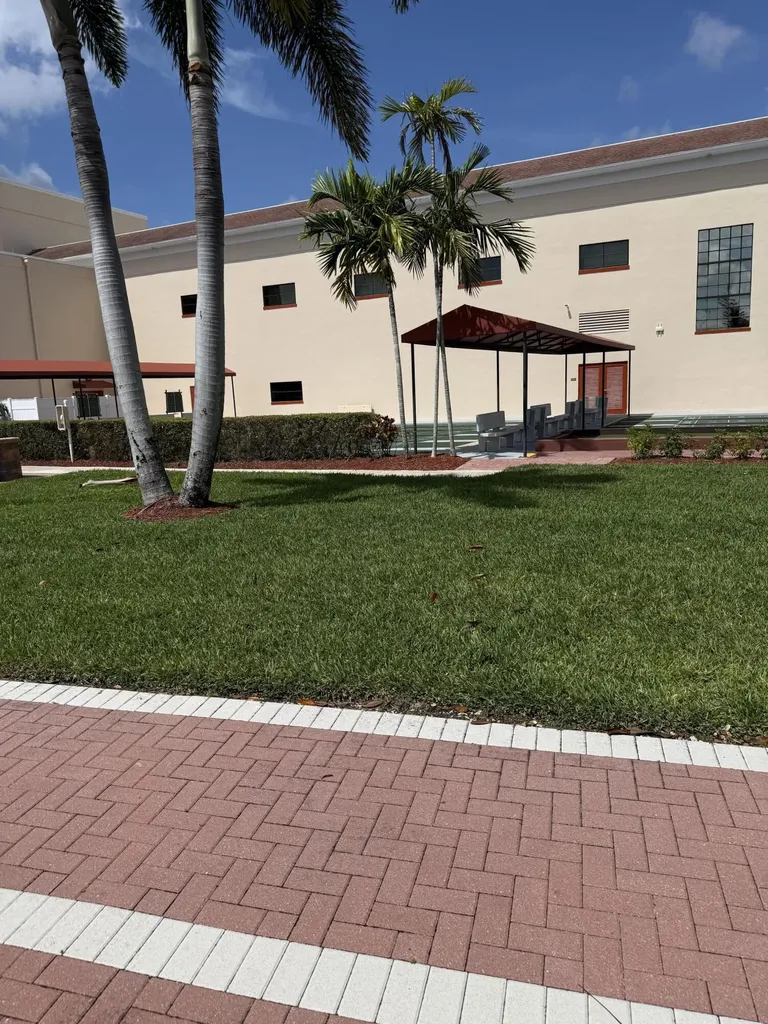 1066 Ainslie Boca Raton FL 33434