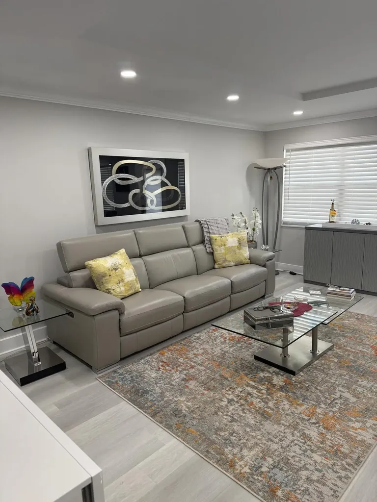 1066 Ainslie Boca Raton FL 33434