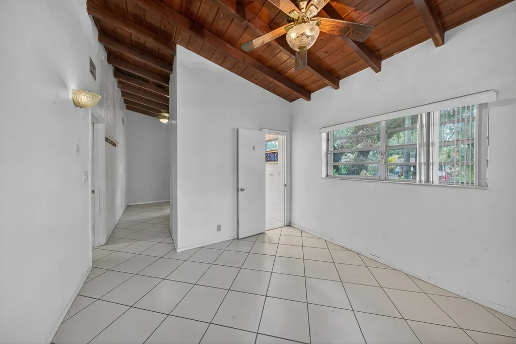 1425 SW 19th Avenue Fort Lauderdale FL 33312