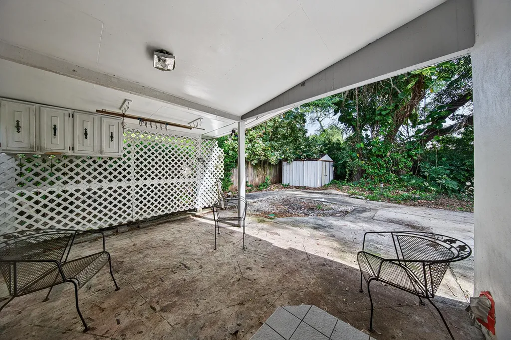 1425 SW 19th Avenue Fort Lauderdale FL 33312