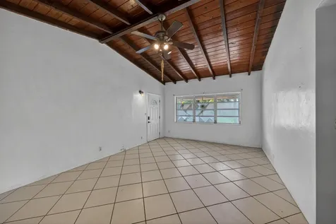 1425 SW 19th Avenue Fort Lauderdale FL 33312