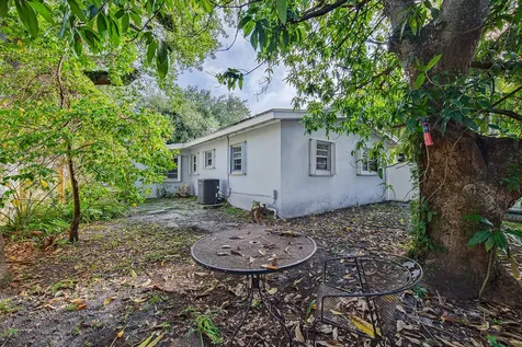 1425 SW 19th Avenue Fort Lauderdale FL 33312