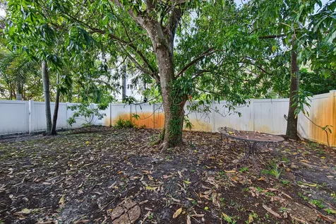 1425 SW 19th Avenue Fort Lauderdale FL 33312