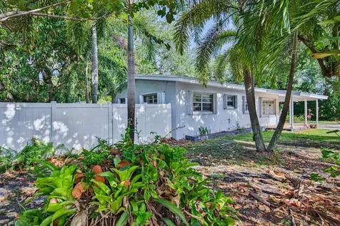 1425 SW 19th Avenue Fort Lauderdale FL 33312
