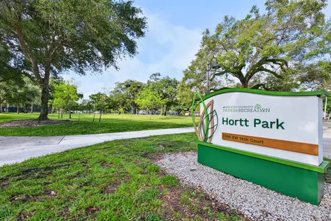 1425 SW 19th Avenue Fort Lauderdale FL 33312