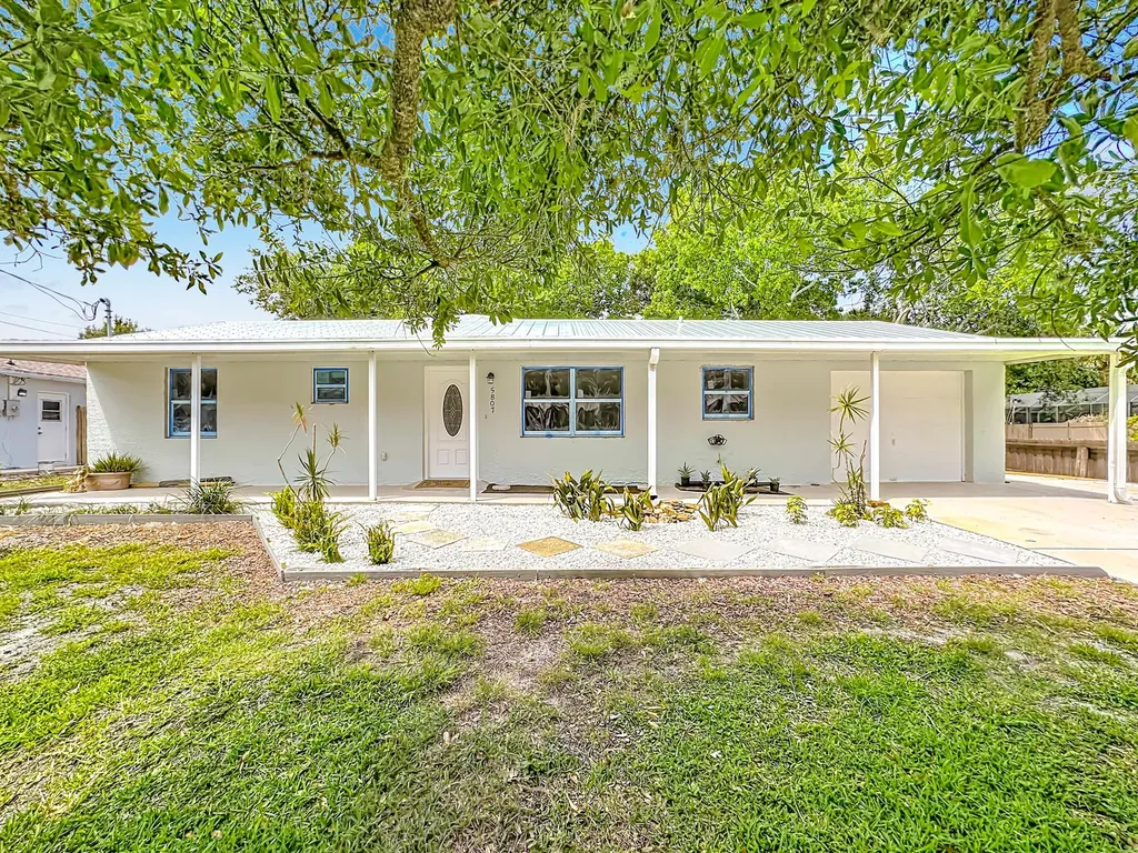 5807 Balsam Drive Fort Pierce FL 34982