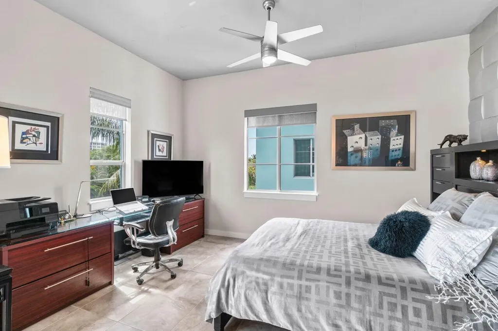 335 SE 6th Avenue Delray Beach FL 33483