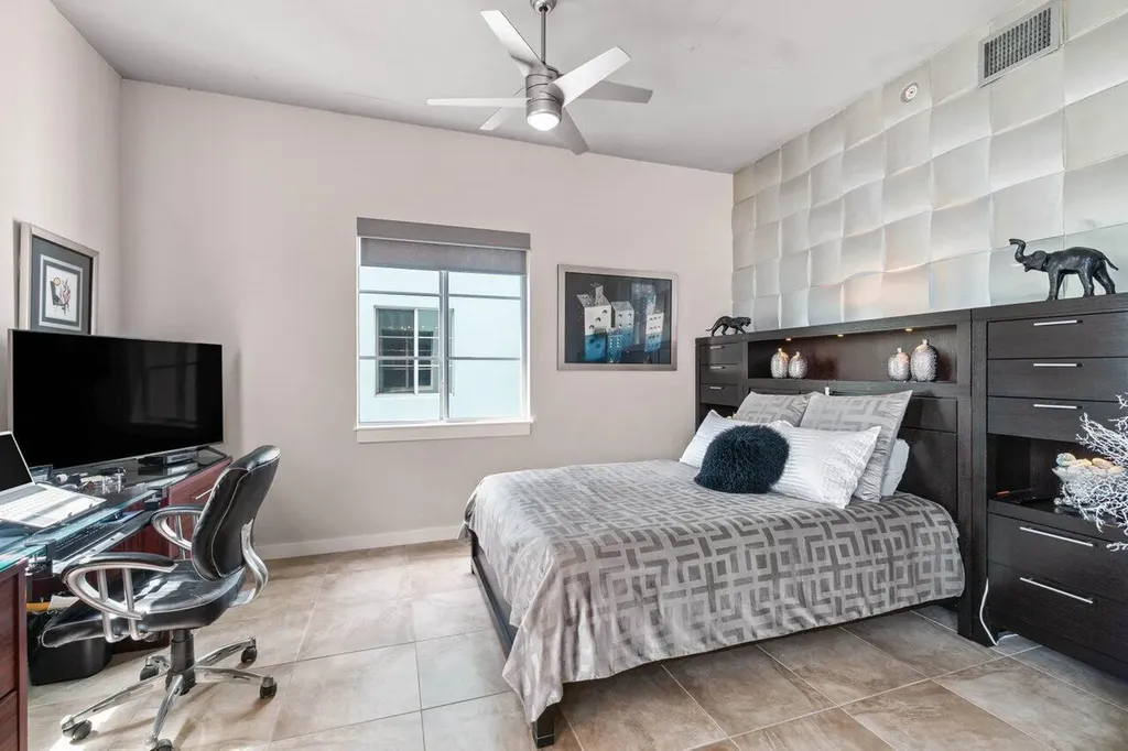 335 SE 6th Avenue Delray Beach FL 33483