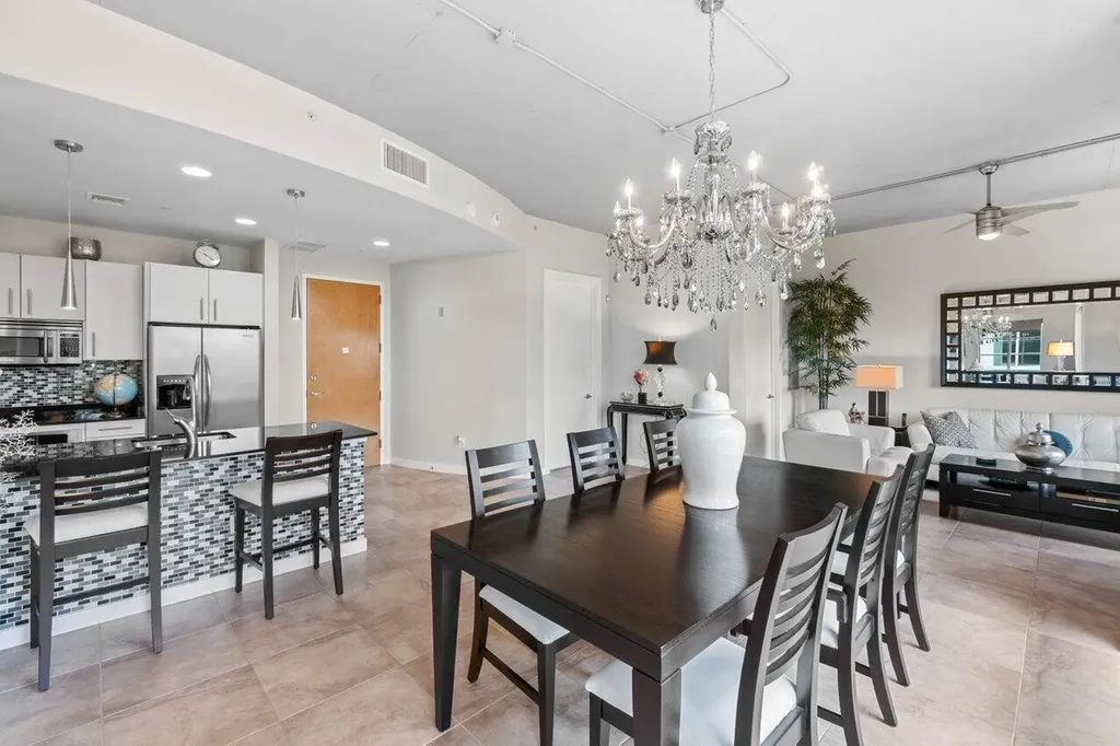 335 SE 6th Avenue Delray Beach FL 33483