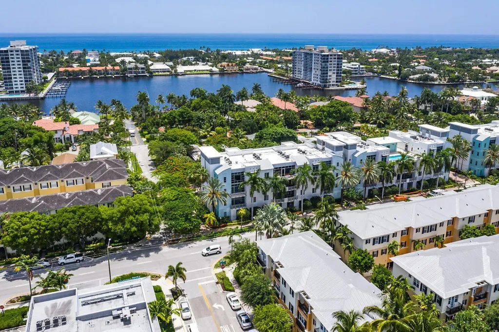335 SE 6th Avenue Delray Beach FL 33483
