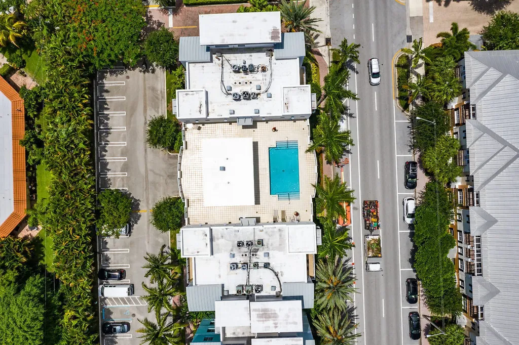 335 SE 6th Avenue Delray Beach FL 33483