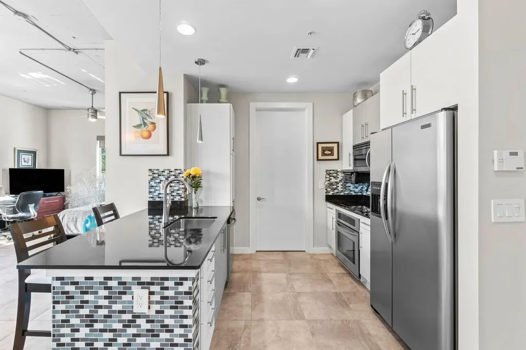 335 SE 6th Avenue Delray Beach FL 33483