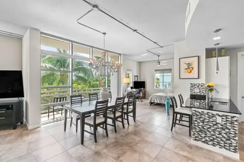 335 SE 6th Avenue Delray Beach FL 33483