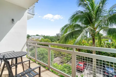 335 SE 6th Avenue Delray Beach FL 33483