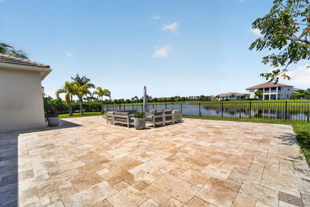 15804 Goldfinch Circle Westlake FL 33470