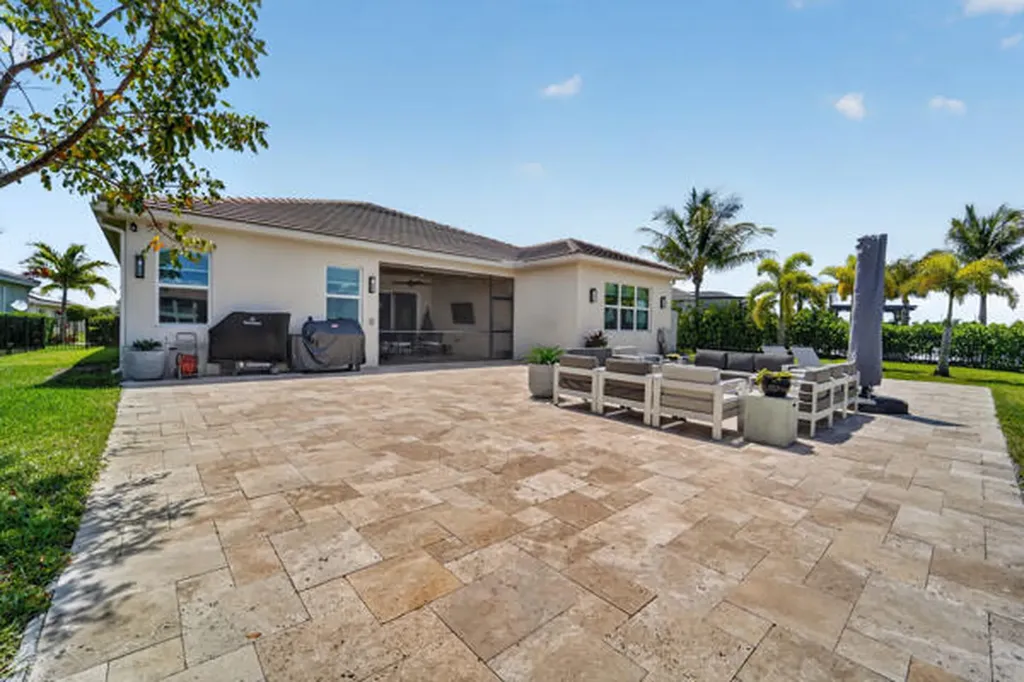 15804 Goldfinch Circle Westlake FL 33470