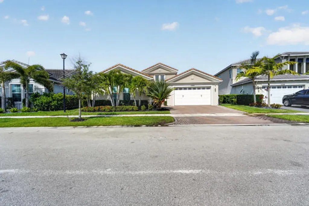 15804 Goldfinch Circle Westlake FL 33470