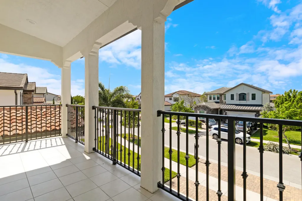 8979 Grand Prix Lane Boynton Beach FL 33472