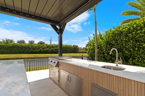8979 Grand Prix Lane Boynton Beach FL 33472